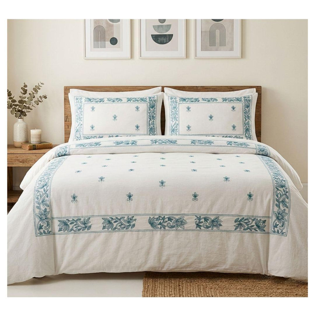 Bedsheet with Pillow Covers